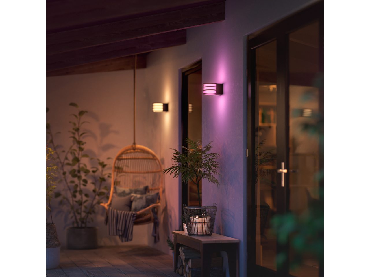 Philips HUE Lucca Outdoor Wall Light